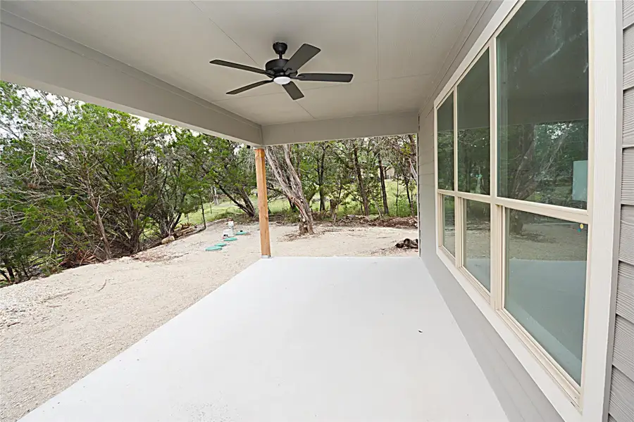 Spacious, unfurnished interior of a new home in , Canyon Lake (Image 6). Spacious, unfurnished interior of a new home in , Canyon Lake (Image 6).