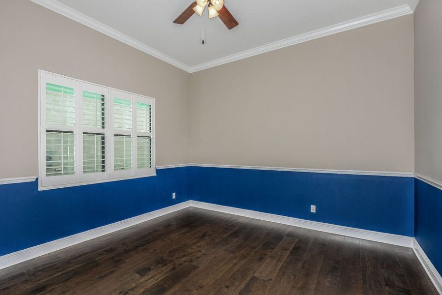 Representative unfurnished interior of a home built from the Carrington II by Mobley Homes in Sunset Estates, Lutz (Image 12).