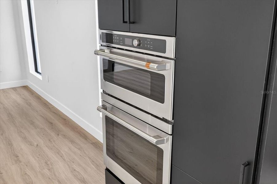 Close-up of interior finishes inside a home in , Tampa (Image 21).