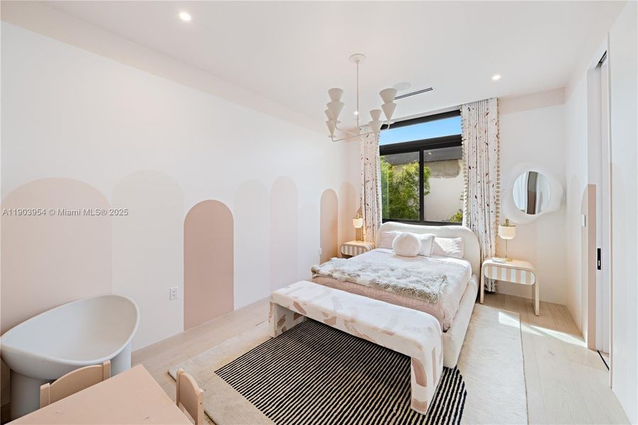 Furnished interior view inside a new home in , Miami Beach (Image 61).