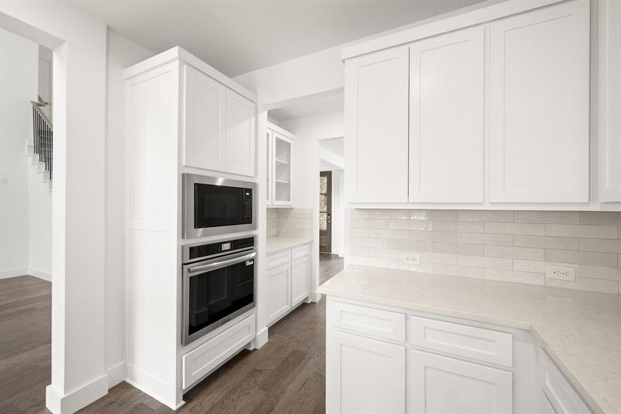 3710 Milwaukee- Kitchen-4