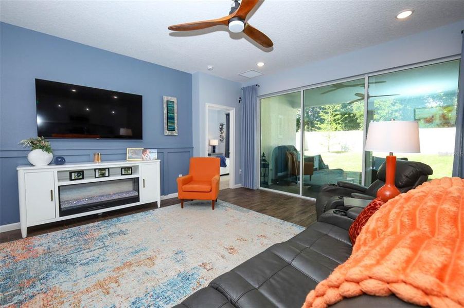 Furnished interior view inside a new home in , Mount Dora (Image 9).