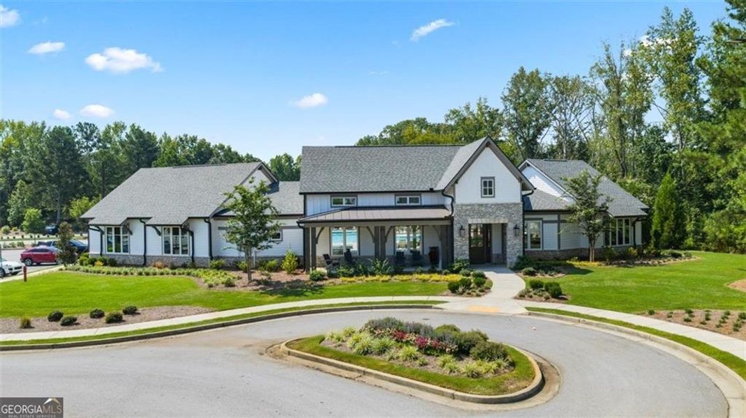 Image 23 of a home in Twin Lakes.