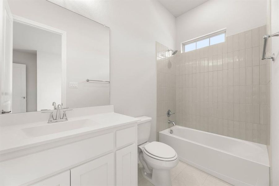 132 Evanston-Bathroom-1