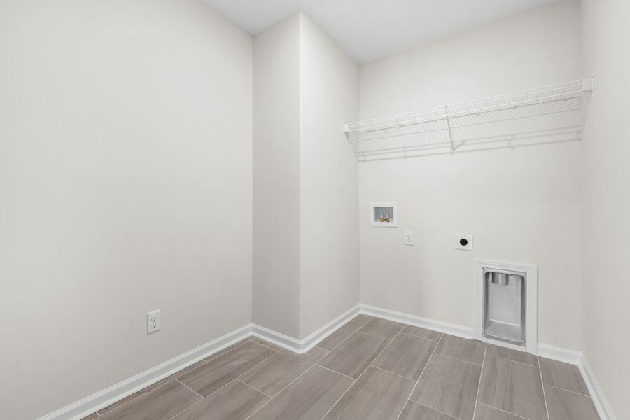 Spacious, unfurnished interior of a new home in Ramsey Landing, Rincon (Image 22).