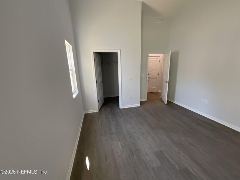 Spacious, unfurnished interior of a new home in , St. Augustine (Image 23).