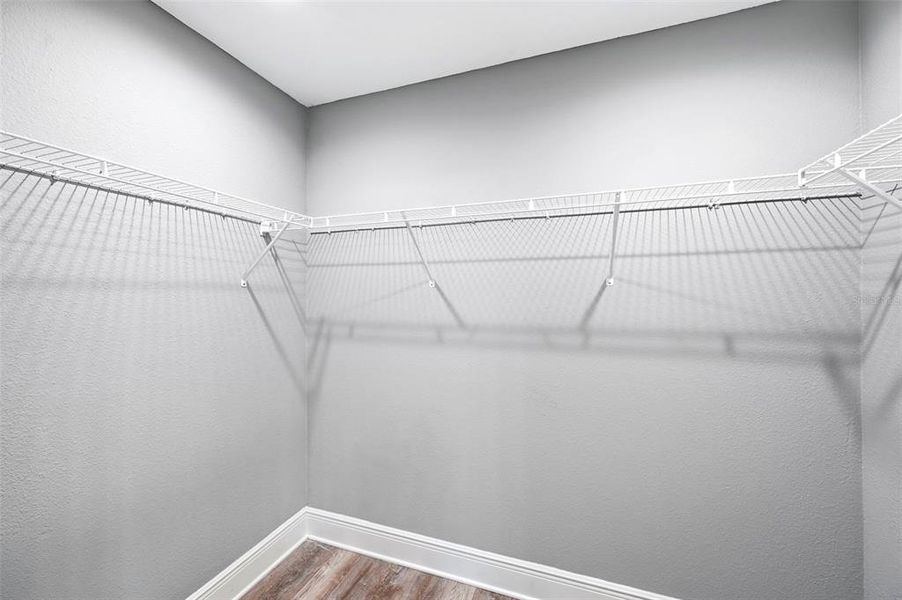 Spacious, unfurnished interior of a new home in , Plant City (Image 21).