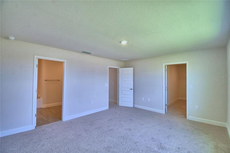 Spacious, unfurnished interior of a new home in Lake Juliana Estates, Auburndale (Image 22).