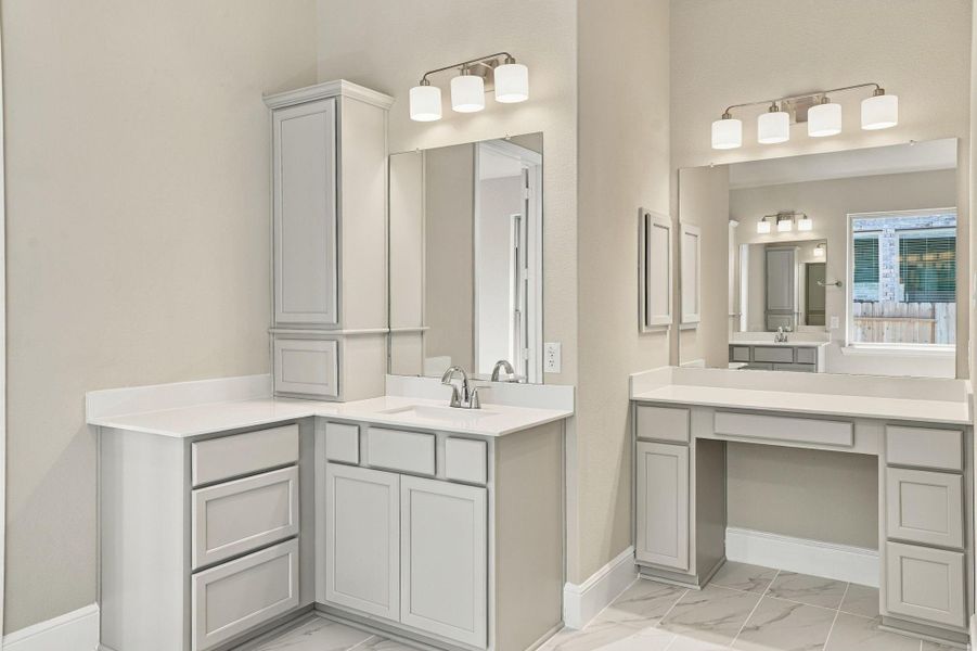 Furnished interior view inside a new home in Coastal Point, League City (Image 10).