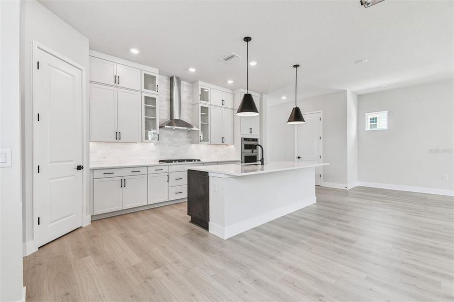 Image 35 of a home in Emerald Landing at Waterside at Lakewood Ranch – Cottage Series.