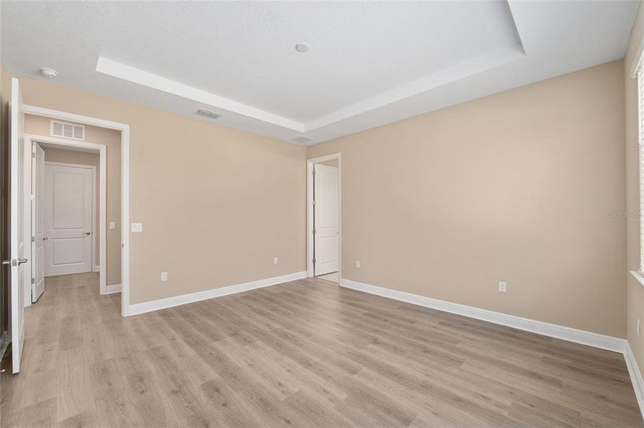 Spacious, unfurnished interior of a new home in , Ocala (Image 49).