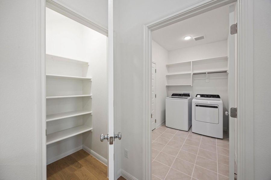 Furnished interior view inside a new home in Trinity Ranch, Elgin (Image 14).