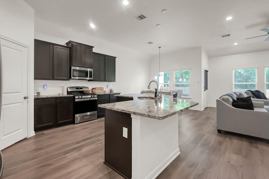 Furnished interior view inside a new home in Lexington Heights, Willis (Image 13).