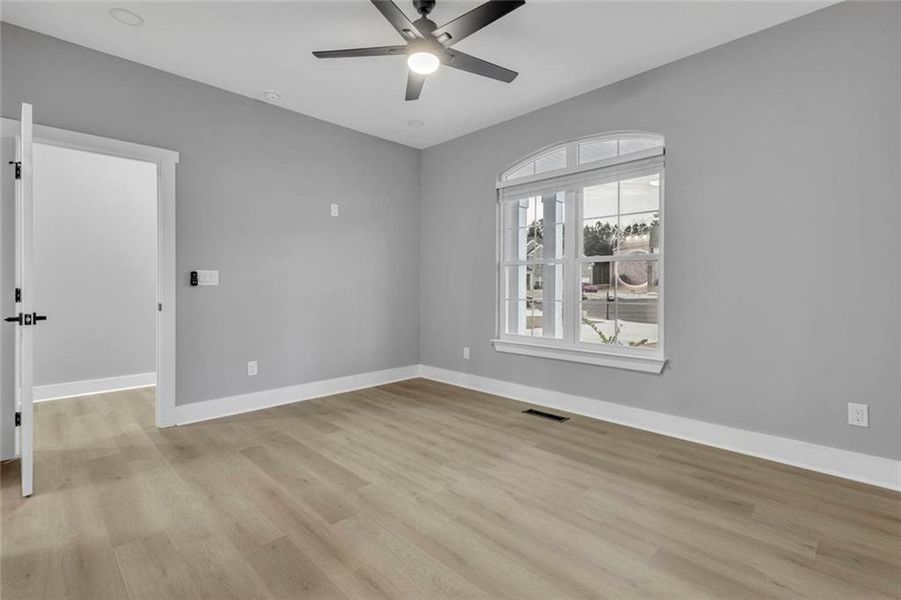 Spacious, unfurnished interior of a new home in , Fairburn (Image 20).