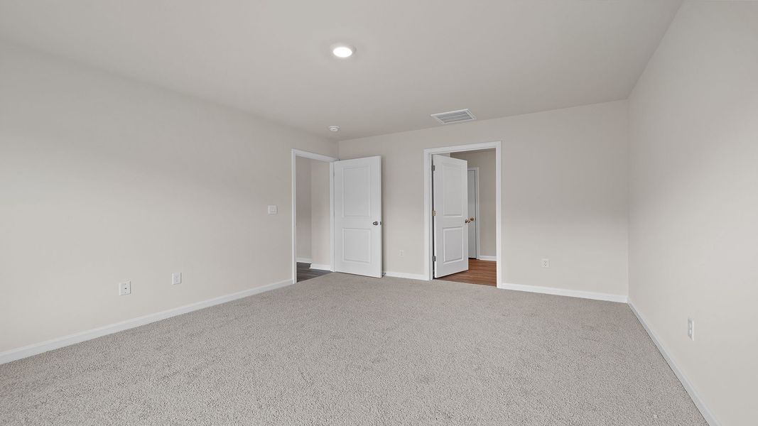 Spacious, unfurnished interior of a new home in Harrier Point, Woodruff (Image 26).