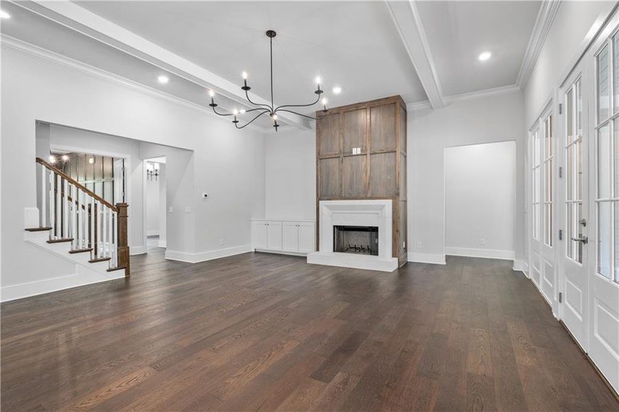 Spacious, unfurnished interior of a new home in Crossroads, Alpharetta (Image 20).