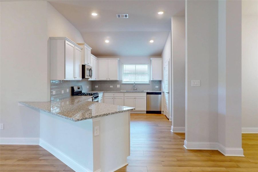 Image 21 of a home in Cypress Green. Image 21 of a home in Cypress Green.