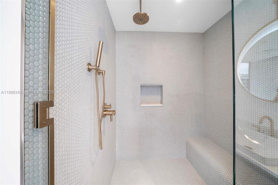 Close-up of interior finishes inside a home in Mr. C Residences, Miami (Image 58).