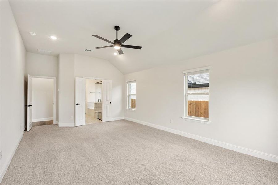 Spacious, unfurnished interior of a new home in Willow Wood, McKinney (Image 29). Spacious, unfurnished interior of a new home in Willow Wood, McKinney (Image 29).