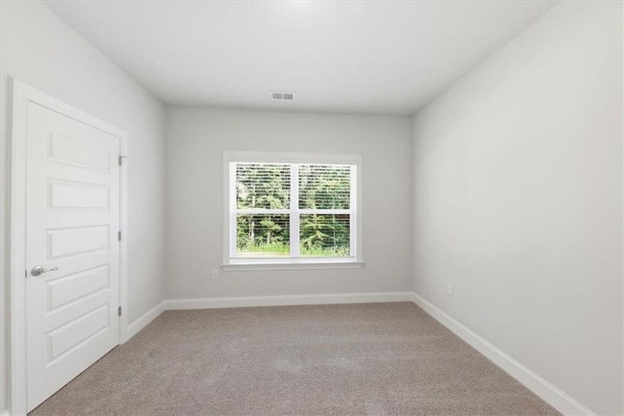 Spacious, unfurnished interior of a new home in Tuscany Hills, Douglasville (Image 20). Spacious, unfurnished interior of a new home in Tuscany Hills, Douglasville (Image 20).