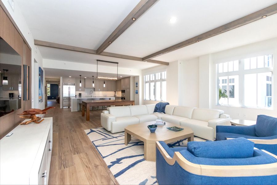 03 184 Lake Dr. Suite 200--4 03 184 Lake Dr. Suite 200--4