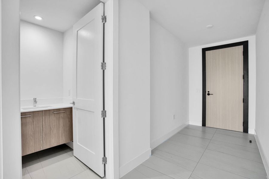 Entrance and Half Bathroom Entrance and Half Bathroom