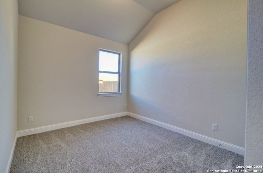 Spacious, unfurnished interior of a new home in Meyer Ranch – Premier, New Braunfels (Image 14).