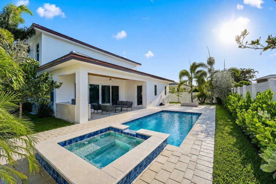 309 Claremont Lane - 29.jpg-SMALL 309 Claremont Lane - 29.jpg-SMALL