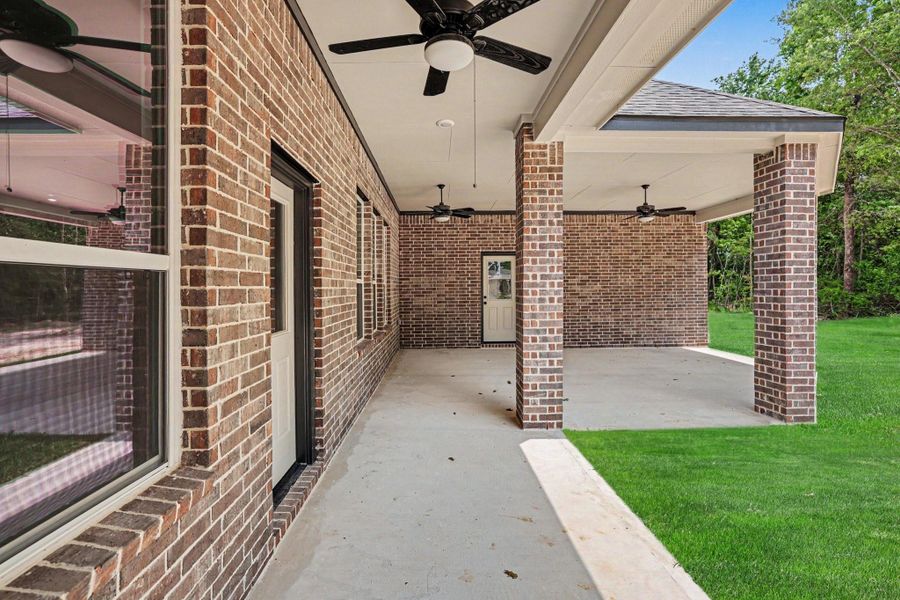 Exterior details and patio area of a home in Encino Estates, Dayton (Image 3). Exterior details and patio area of a home in Encino Estates, Dayton (Image 3).