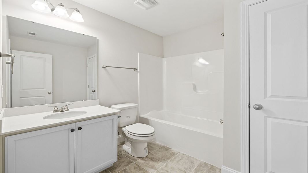 Furnished interior view inside a new home in Edgewood Estates, Piedmont (Image 10).