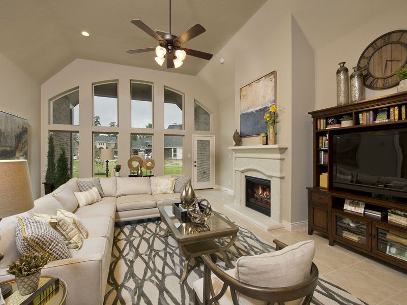 Furnished interior view inside a new home in The Woodlands Hills, Willis (Image 11). Furnished interior view inside a new home in The Woodlands Hills, Willis (Image 11).