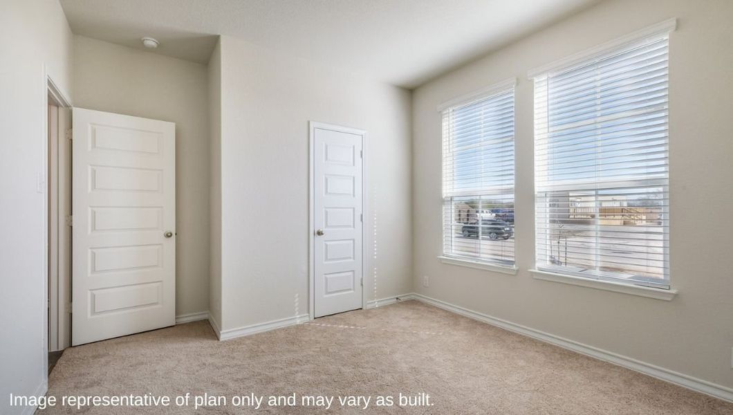 Representative unfurnished interior of a home built from the The Irvine by D.R. Horton in Veranda, San Antonio (Image 21).