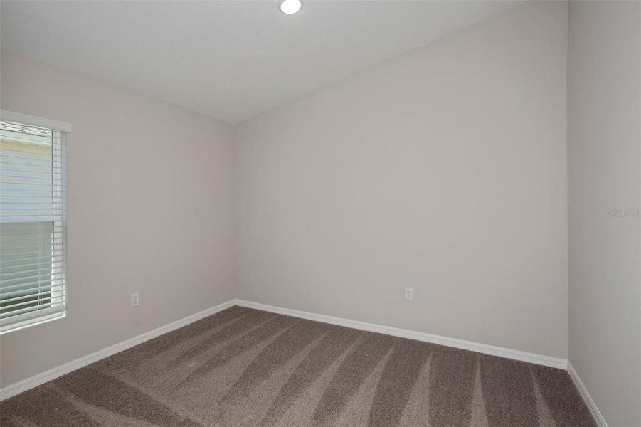 Spacious, unfurnished interior of a new home in Lawson Dunes, Haines City (Image 20).