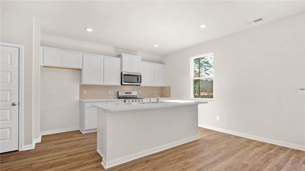 Furnished interior view inside a new home in Poplar Preserve, Newnan (Image 4).