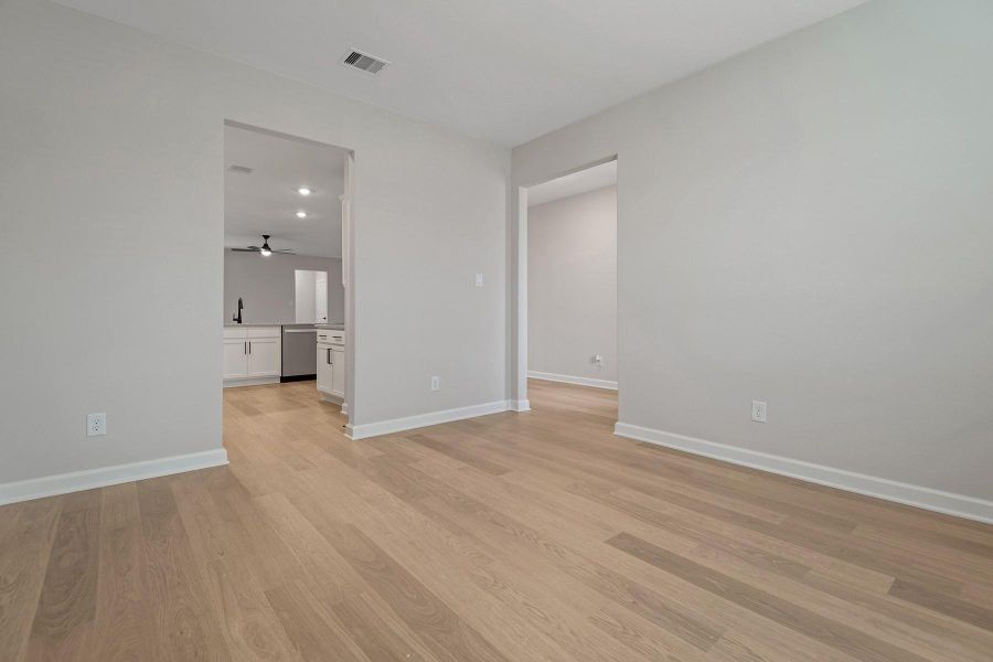 Spacious, unfurnished interior of a new home in Magnolia Woods, Magnolia (Image 8). Spacious, unfurnished interior of a new home in Magnolia Woods, Magnolia (Image 8).