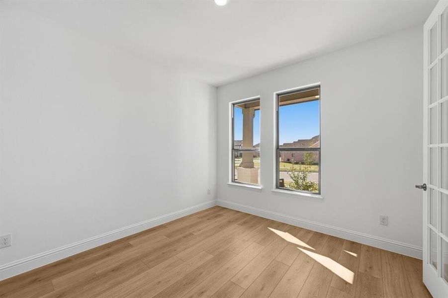 4204 Gladewater Avenue ~ Ready Now