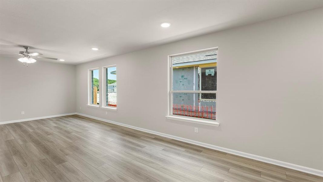 Spacious, unfurnished interior of a new home in Churchill 40s, Anna (Image 20).