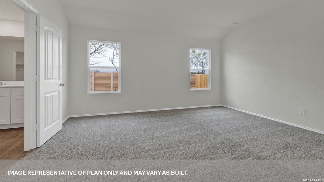 Spacious, unfurnished interior of a new home in Arroyo Ranch, Seguin (Image 12).