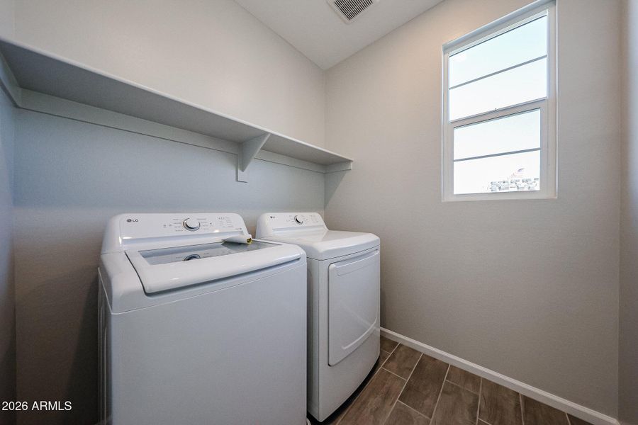 2_Radiant-Superstition-Vista_New-Home-fo