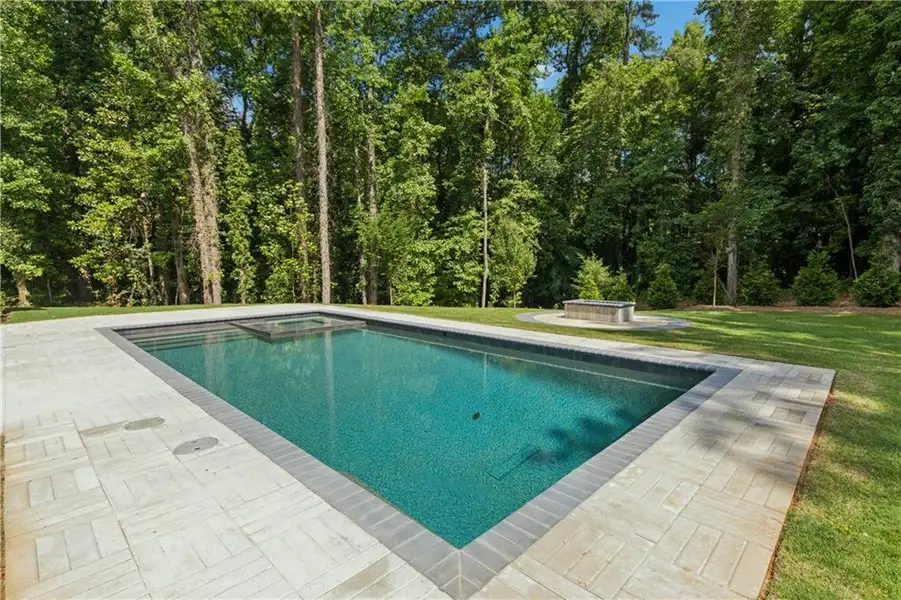 Image 58 of a home in .