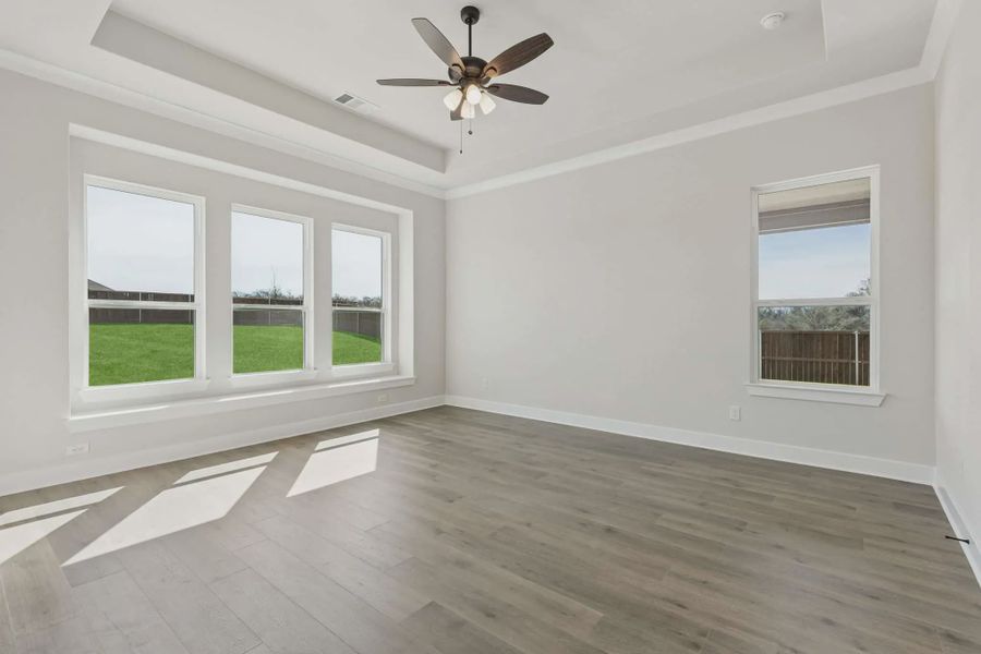 Image 10 of a home in Lakeview Heights.