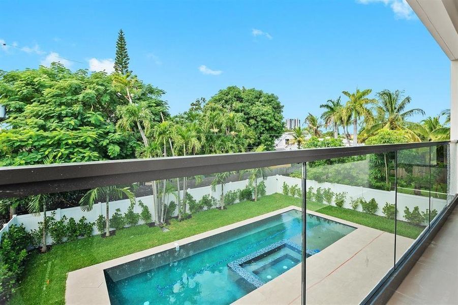 Exterior details and patio area of a home in , Fort Lauderdale (Image 2). Exterior details and patio area of a home in , Fort Lauderdale (Image 2).