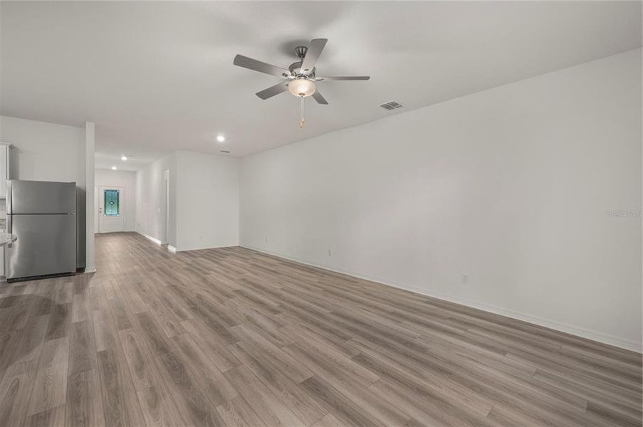 Spacious, unfurnished interior of a new home in Poinciana, Poinciana (Image 20).