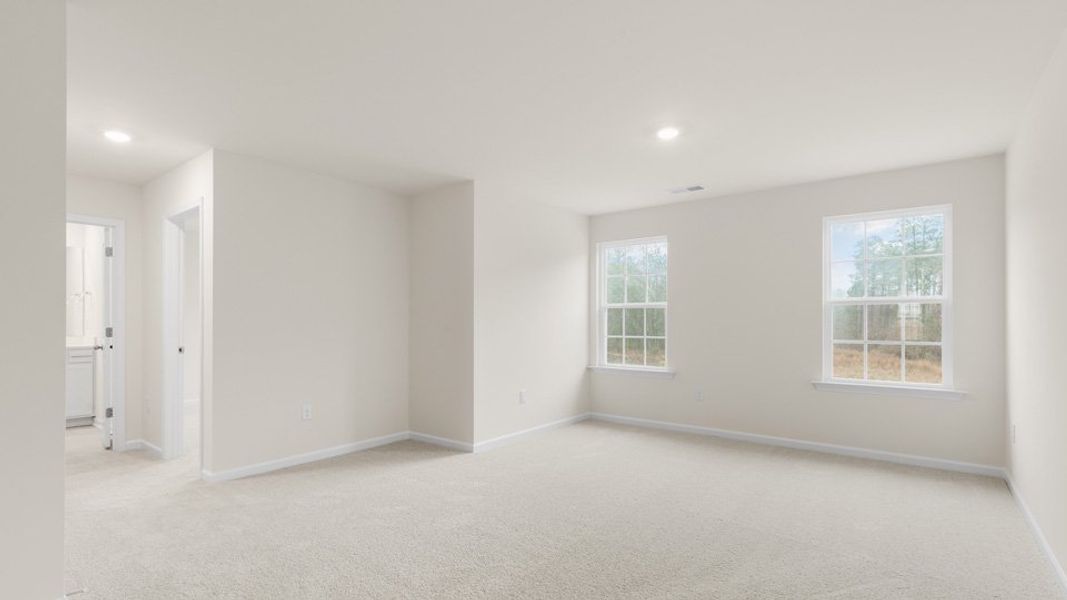 Spacious, unfurnished interior of a new home in The Estates at Edinborough, Gibsonville (Image 26).