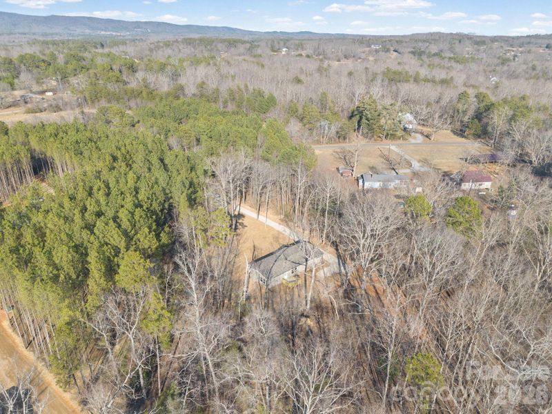 Natural landscape and outdoor views near in Ellenboro (Image 27). Natural landscape and outdoor views near in Ellenboro (Image 27).