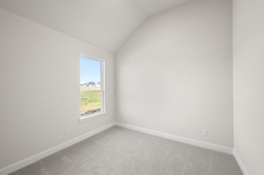 Spacious, unfurnished interior of a new home in Bull Hide Estates, Hewitt (Image 29).