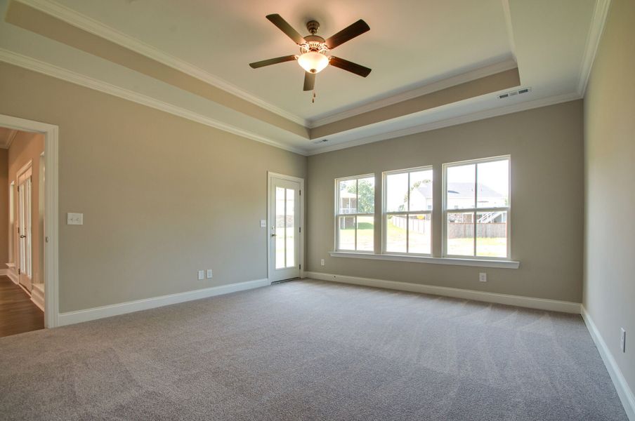 Rutledge III Farmhouse