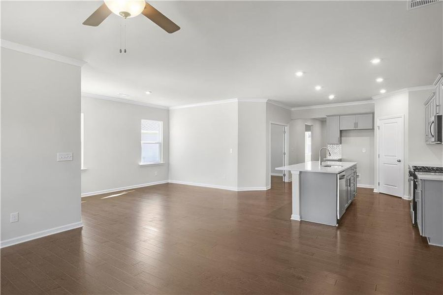 Spacious, unfurnished interior of a new home in Enclave at Parkway Village, Fairburn (Image 15).