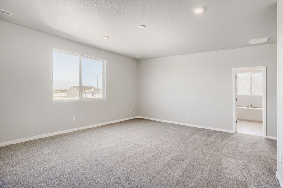5br New Home in Elizabeth, CO.  - Slide 18
