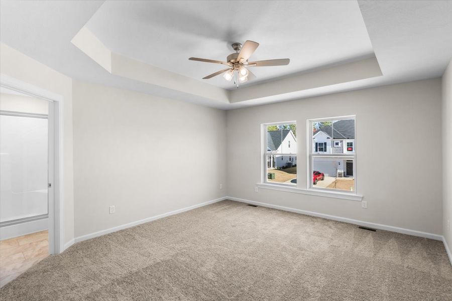 Spacious, unfurnished interior of a new home in Windsor, North Augusta (Image 24).